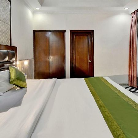 Treebo Trend Corporate Inn Chandīgarh Exterior foto