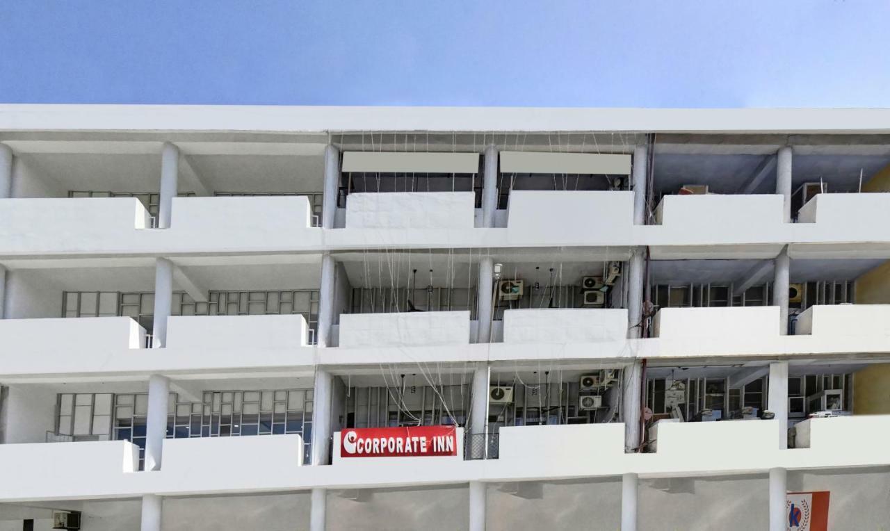 Treebo Trend Corporate Inn Chandīgarh Exterior foto